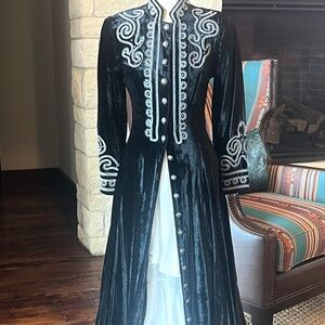 Elegant Vintage Double D Ranch Velvet Embroidered Duster Dress! XS